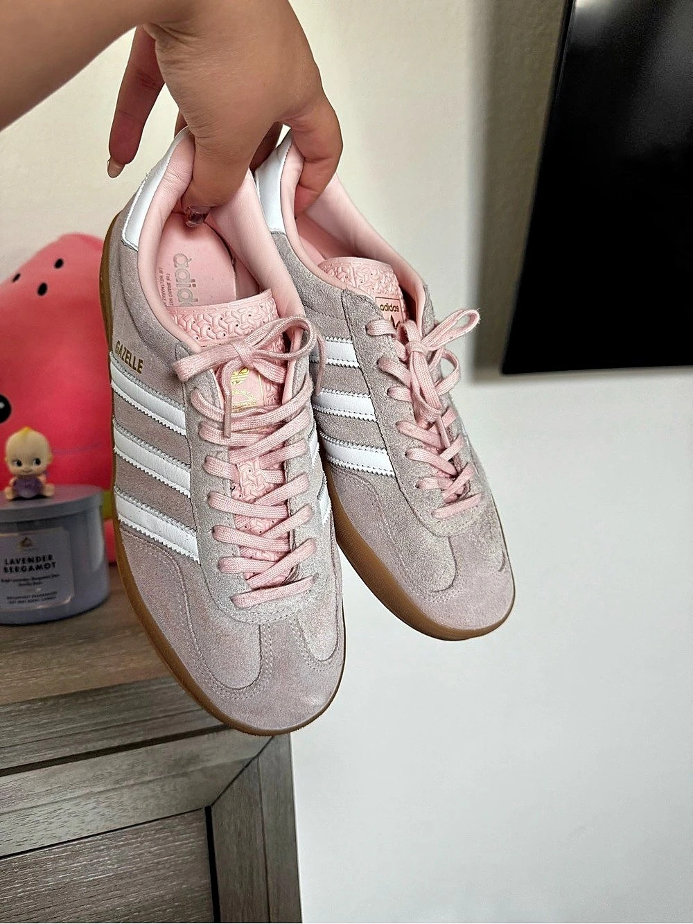 adidas Gazelle Pink & White Sneakers Like New